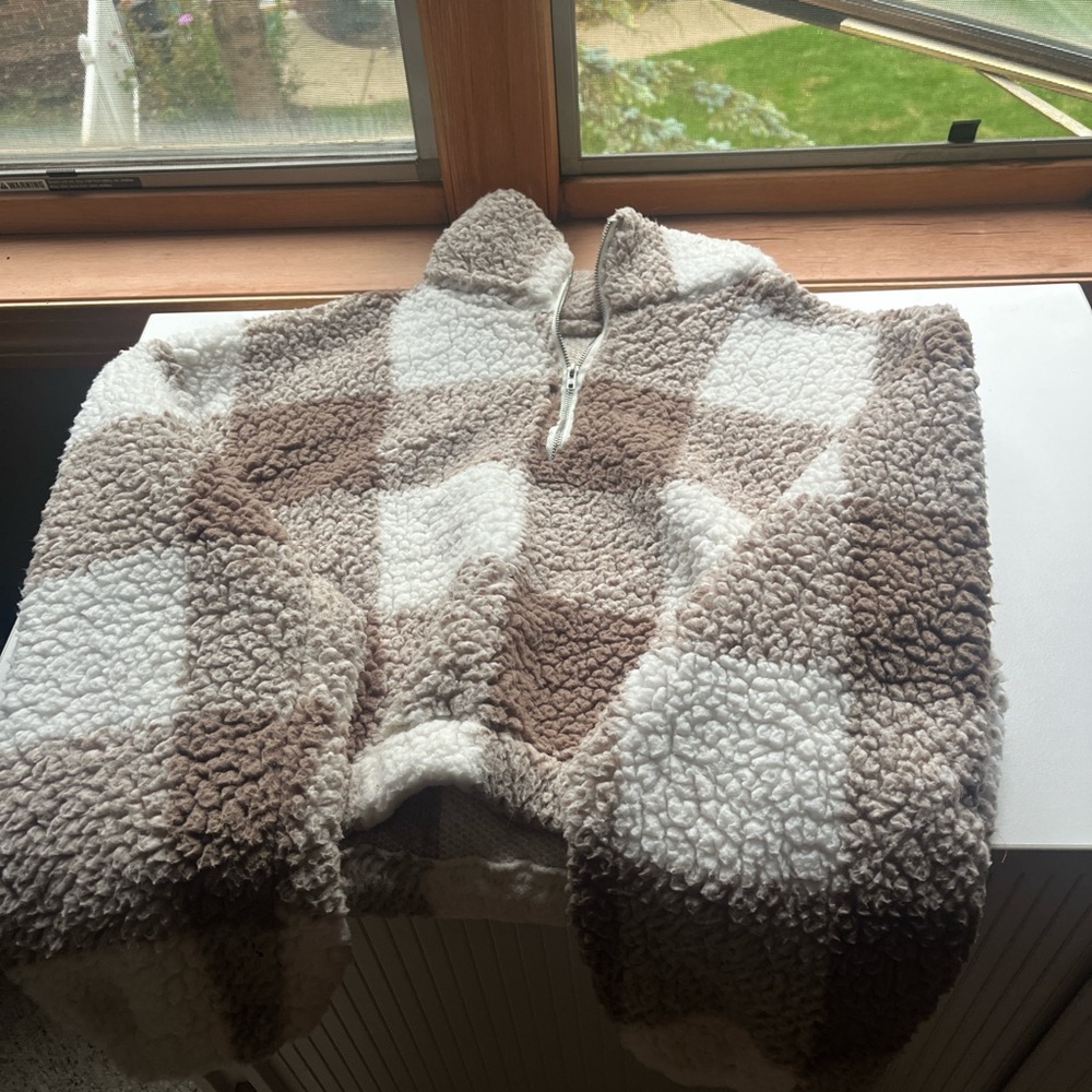 Cozy Checkered Puffer Jacket - Brown and Cream